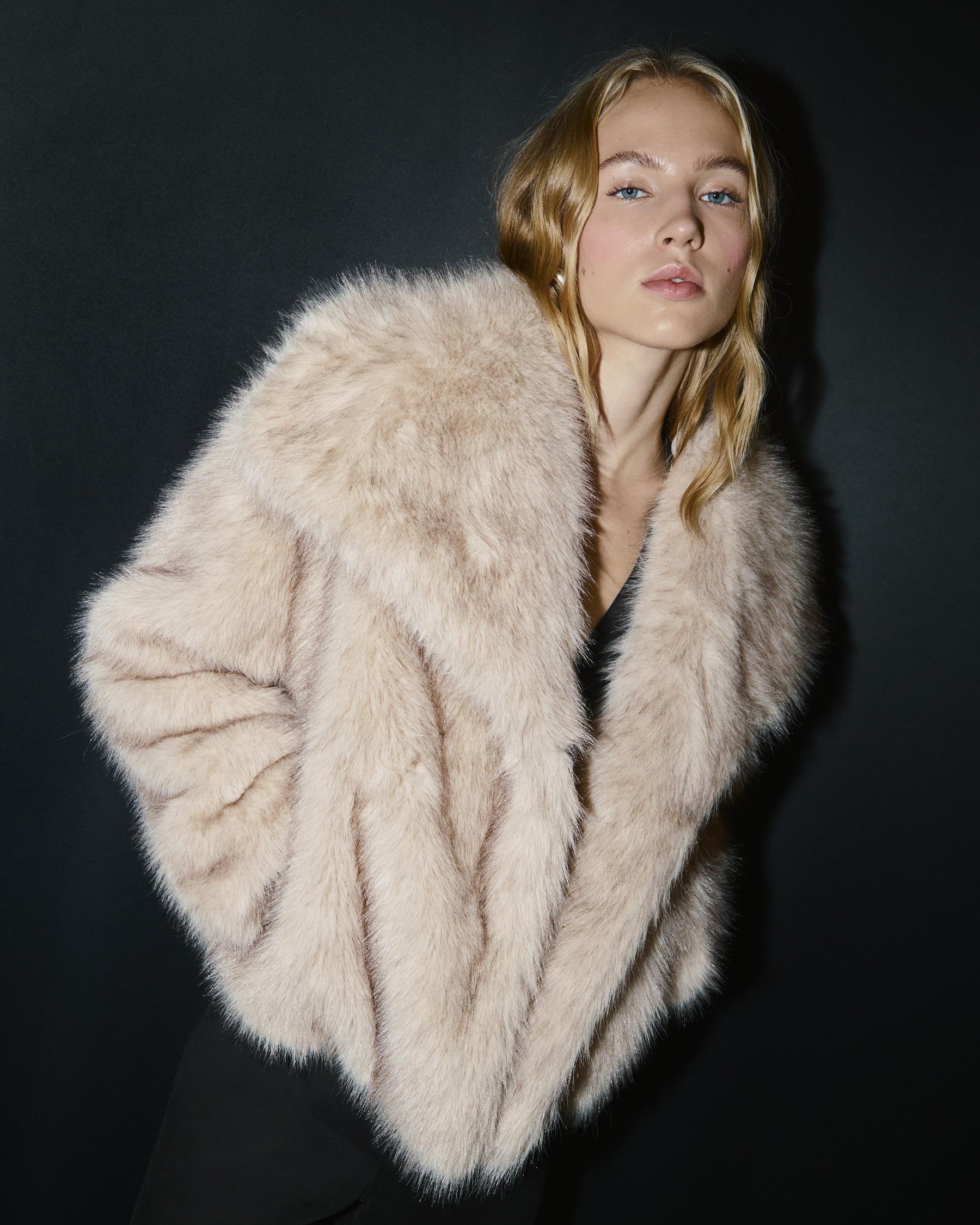 Virale Kunstpelz Jacke